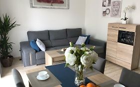 Apartment Near Yumbo And Cita